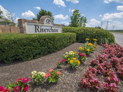 Riverchase Entry