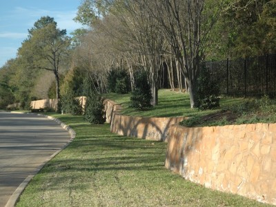 Winding Retaining Wall